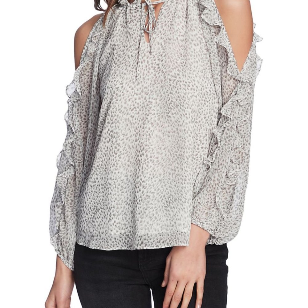 BRAND NEW 1.STATE Ruffled Cold-Shoulder Top